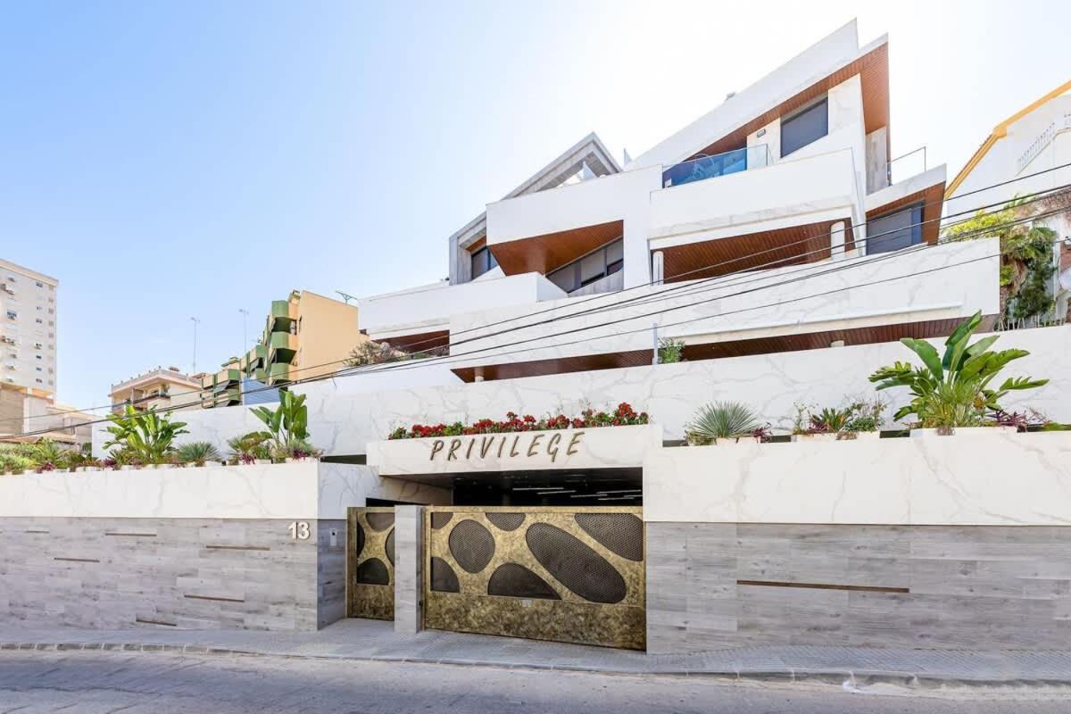 Апартаменты Vivendos - Tr14 - Private Pool Торремолинос Экстерьер фото